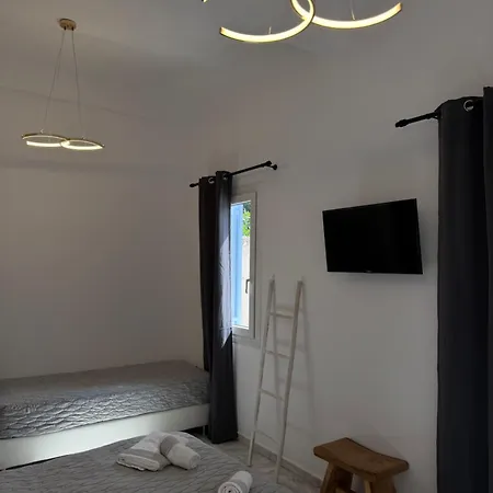 Starlight Luxury Mykonos Town